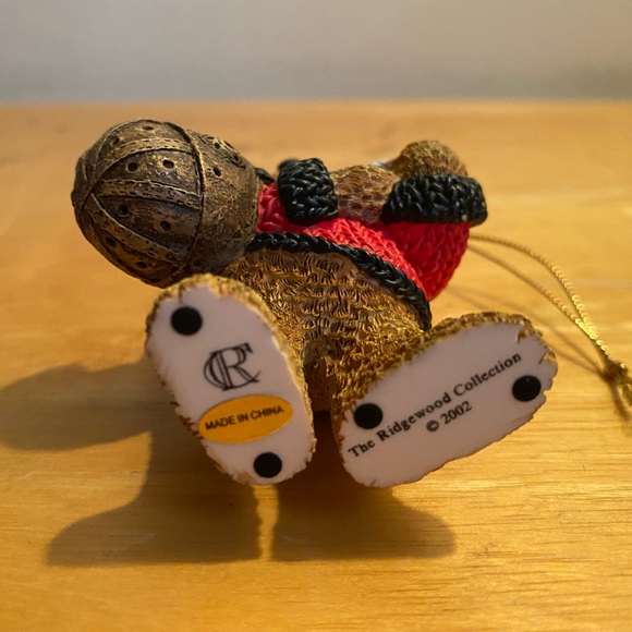 2002 The Ridgewood Collection University of Georgia bear Christmas ornament - Picture 6 of 7